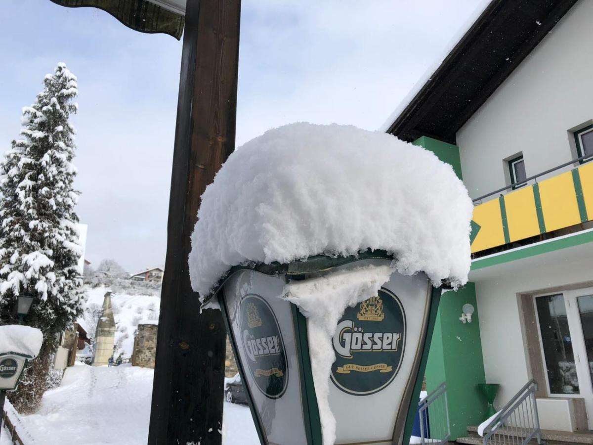 Gasthof Zum Mohrn Oberwoelz Stadt Exteriör bild